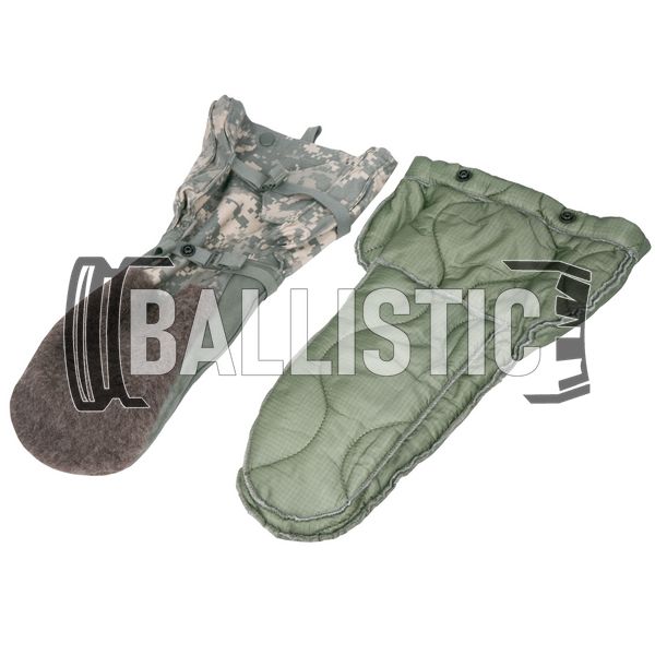 US Army Extreme Cold Weather Mitten Set Gloves, ACU, Classic, Winter, Medium